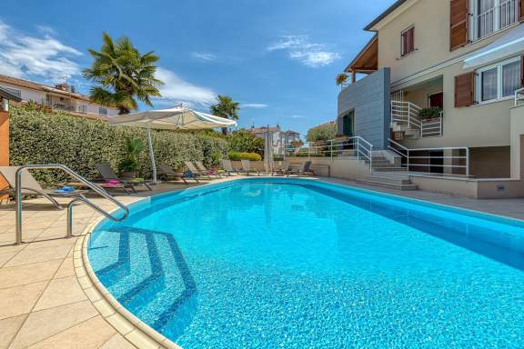 Apartment A1 with Terrace